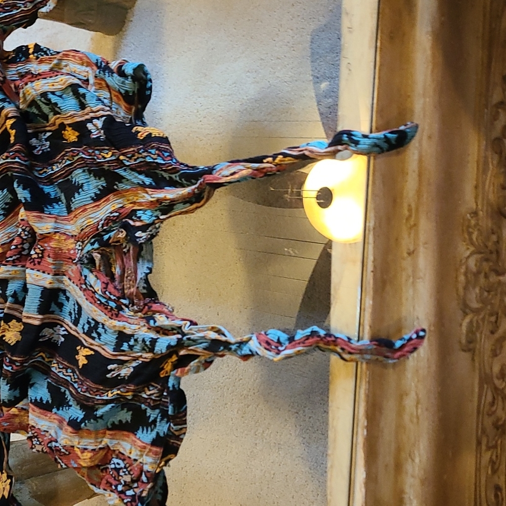 Patterned top size M - Picture 2 of 5